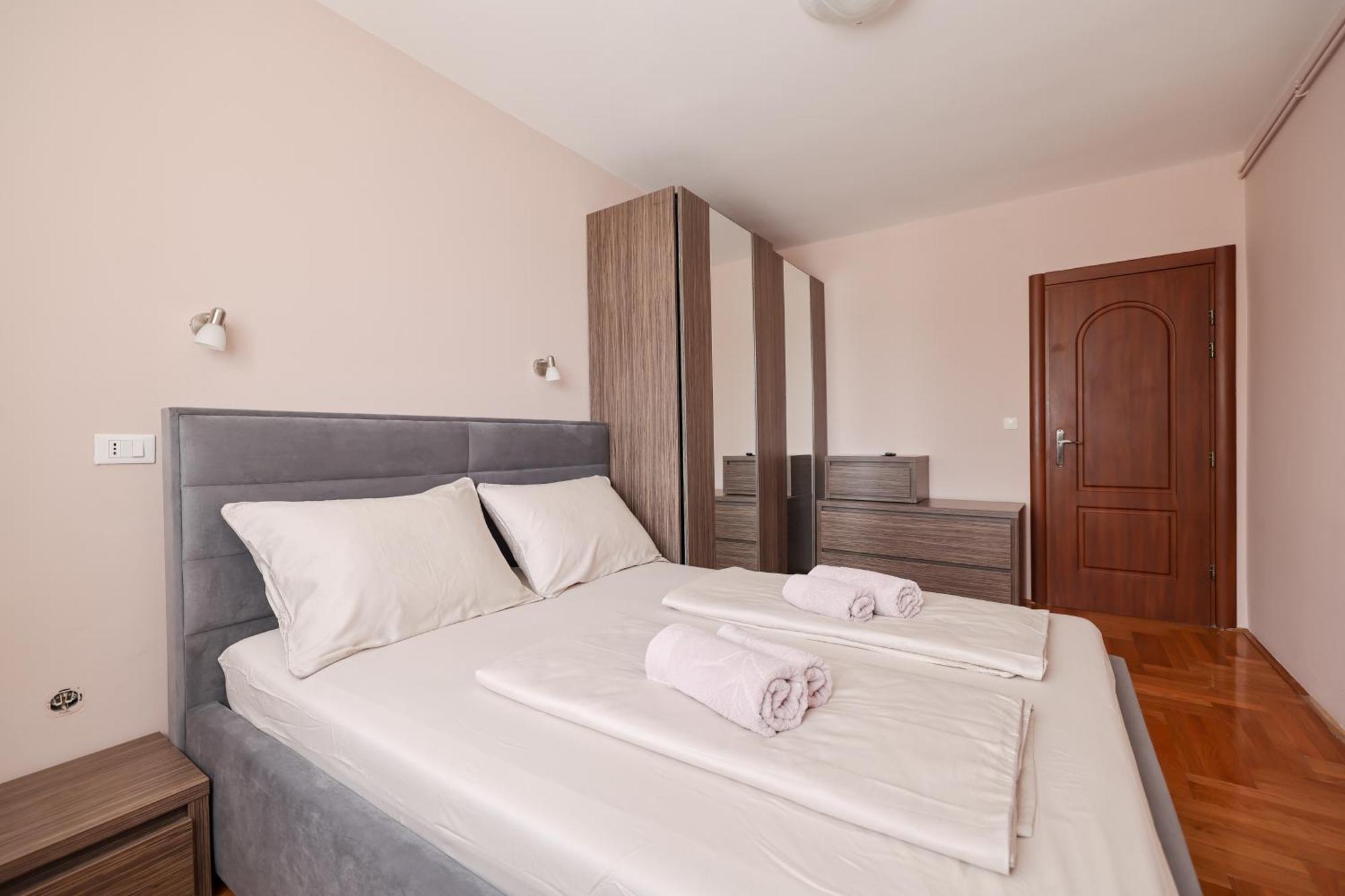 Ad Astra Punta Skala Apartment Petrcane Exterior photo