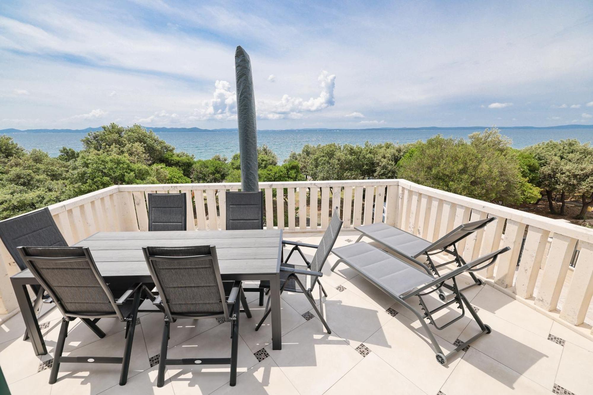 Ad Astra Punta Skala Apartment Petrcane Exterior photo